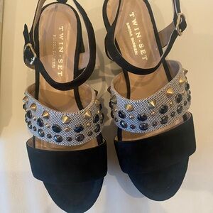 Twin-Set Black and Gold Sandals with Edgy Studs